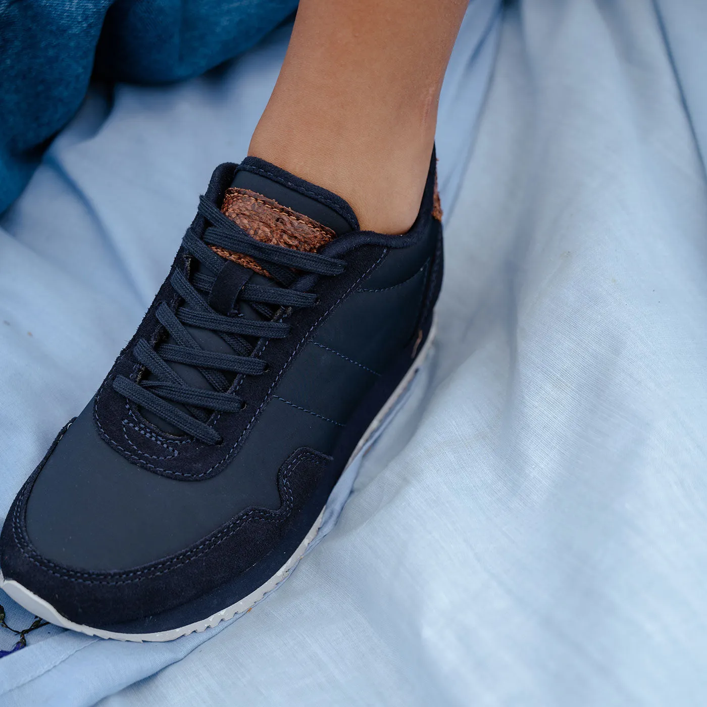 Nora III Leather - Dark Navy